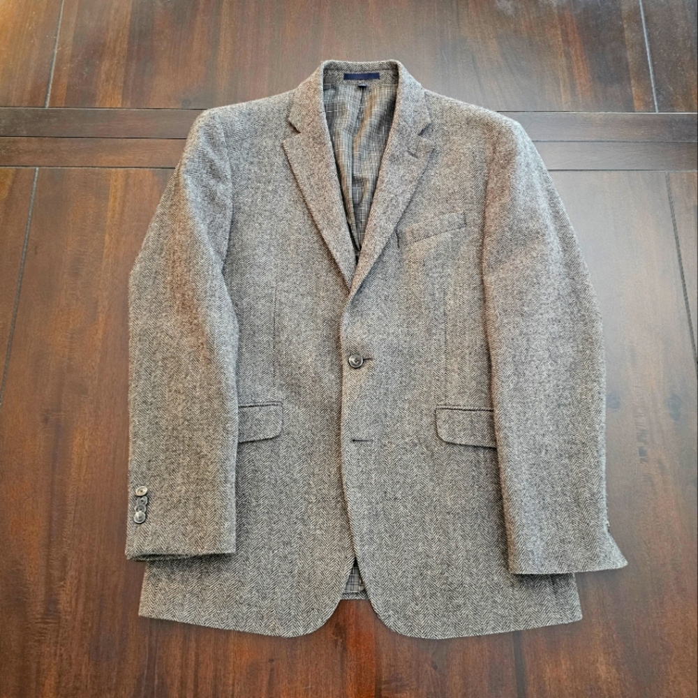 Jos.A.Bank 38R charcoal herringbone 1905 sport coat